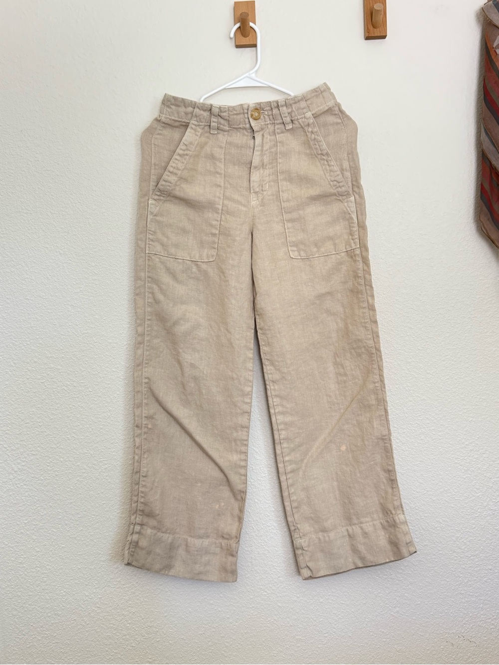 Velvet by Graham & Spencer Beige 100% Linen Pants